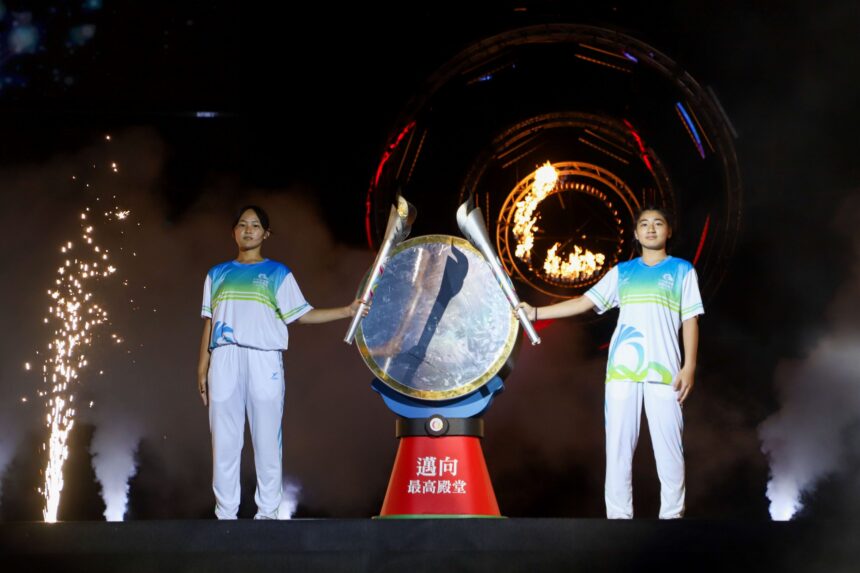 115年全中運嘉義縣盛大開幕　聖火點燃揭開賽事序幕