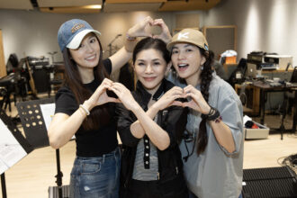 張清芳為長照募款 林心如被騙來講話 Ella陳嘉樺加碼〈來個蹦蹦〉