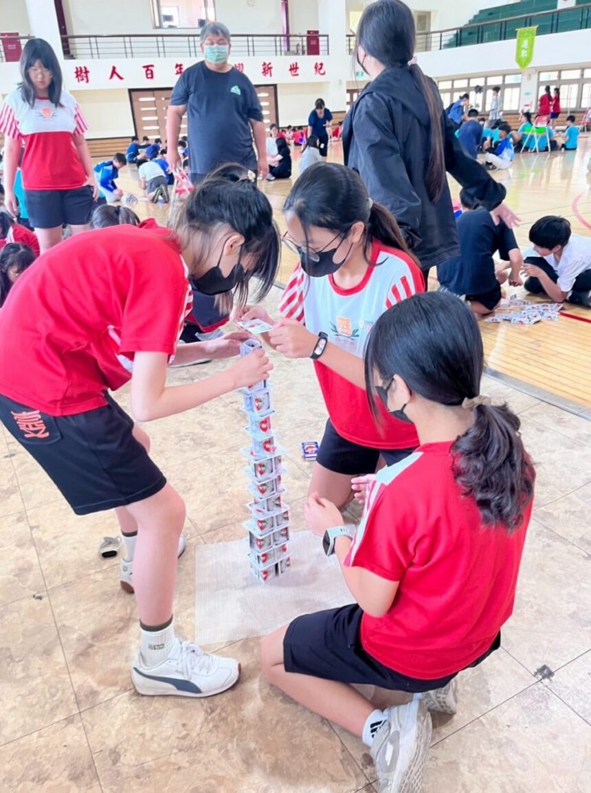 響應勇媽「運動DNA」理念　崇文國小STEAM闖關讓健康成為習慣
