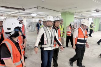 侯友宜視察永平國小地下停車場　要求兼顧工安與品質　預計12月啟用