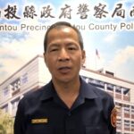 南投市南崗二路發生砂石車與重機車擦撞後　連續撞擊路邊停放之6部自小客車之交通事故