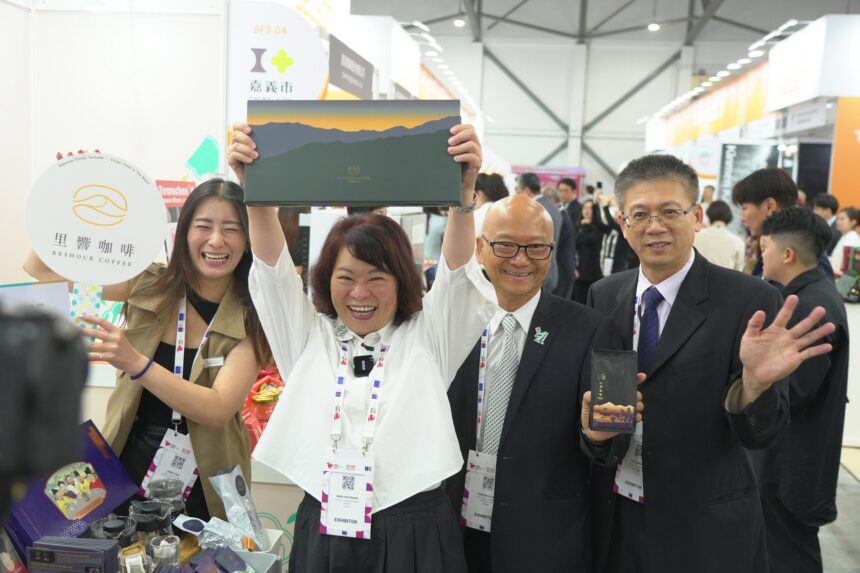 黃敏惠領軍「產業嘉義隊」首征新加坡食品展　搶攻東南亞市場