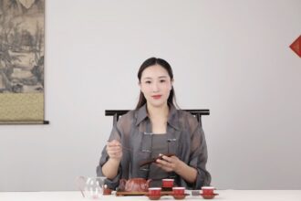 壺中鏤空見天地　嵇芳以匠心與創新拓展紫砂新境