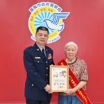 母愛守護治安！李高淑珠拉拔3子　長子、長孫都從警　獲警察模範母親表揚