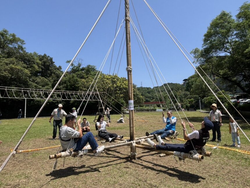 山海基隆‧童心啟航！大地遊戲百組親子闖關攀爬　笑聲響徹四維公園
