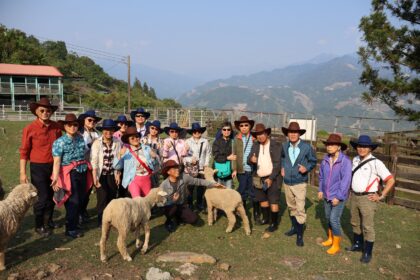 最狂同學會　台大學霸穿越半世紀重聚清境牧羊憶青春