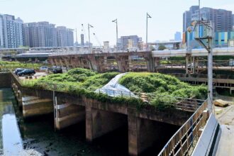 一邊演練元宇宙防汛　一邊放任淤泥成山　新北防洪管理遭質疑