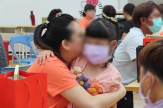 高雄女子監獄，洞見「創傷源頭」  要走出毒品困境，得先走進「受傷童年」！