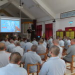 《台灣超人》走進南監明德戒治分監         盧興國以「情境治療」打造收容人模擬自主管理