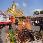 薩迦法王2026-弘法行程以熊熊烈火揭開序幕    六臂白瑪哈嘎拉火供法會