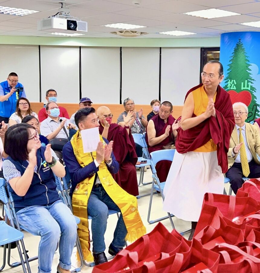 薩迦法王4/28送暖松山、信義　關懷1500戶家庭