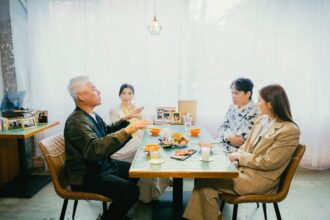 巫啟賢西門町彈唱開場 被劉文正挖掘成關鍵轉捩點