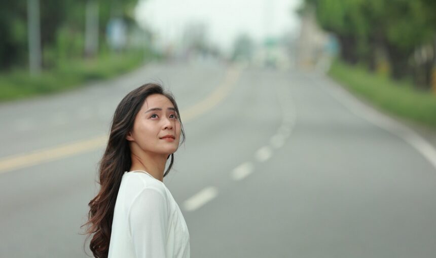 《農曆三月二十三》白沙屯媽祖進香實景拍攝 方琦走入白沙屯的香燈腳人群中不斷被淹沒