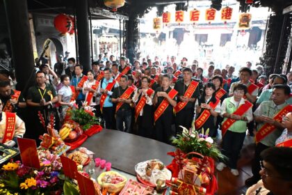 丙午年同安寮十二庄請媽祖遶境賜福　盛大接駕