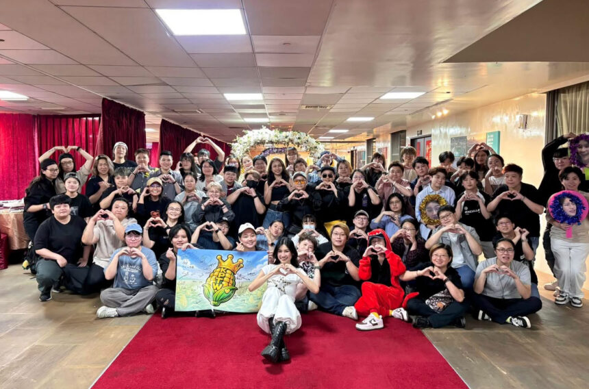 泰星玉米Khaopoad來台北玩到台南再上阿里山 從居酒屋 牛肉湯再掃夜市大啖美食