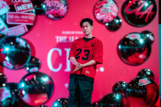 ChrisFlow唐仲彣「無目的遊蕩」享受半夜開車兜風